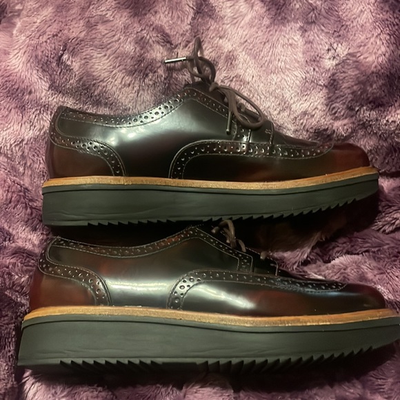 **SOLD**Clark’s Teadale Maira Aubergine Oxford sz 7 - Picture 6 of 11